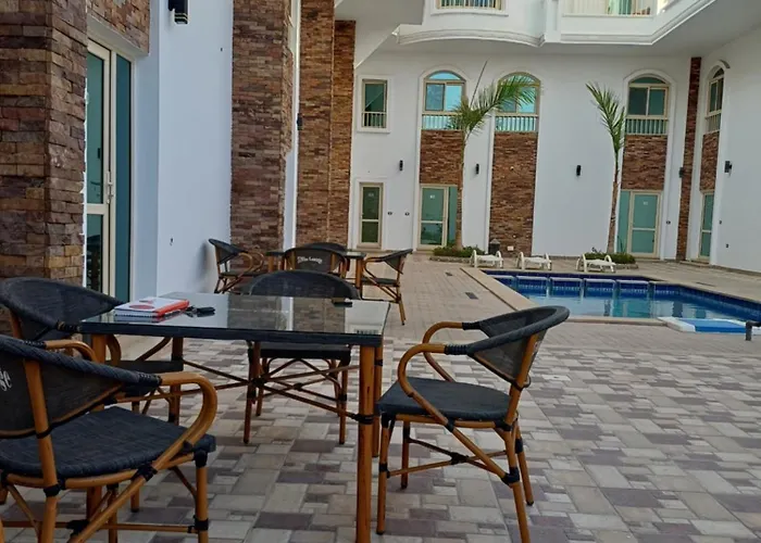 Suncare America - Luxury Panzió 3*